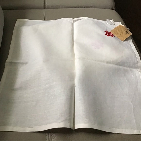 SET OF 6 VINTAGE (45 y.o.) 100% LINEN HAND EMBROIDERED TABLE NAPKINS - Picture 10 of 10